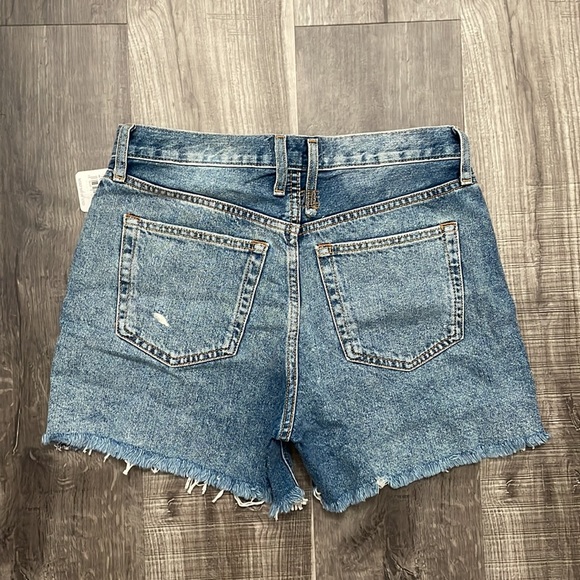 ⭐️ NWT Free People Makai Cutoff Jean Shorts - Picture 6 of 7